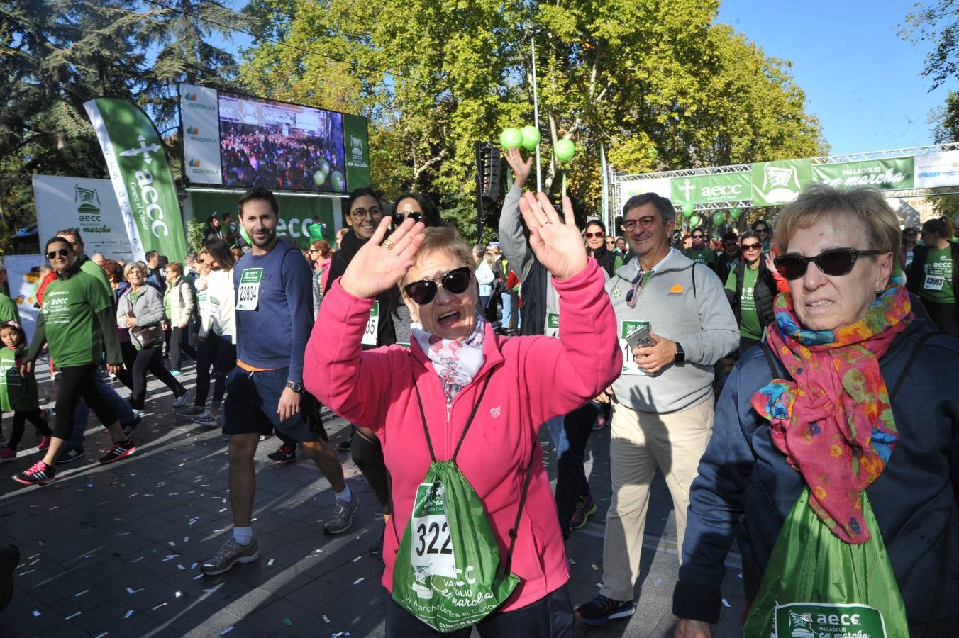 Miles de vallisoletanos se han vestido hoy de verde para salir a la calle en una marcha histórica