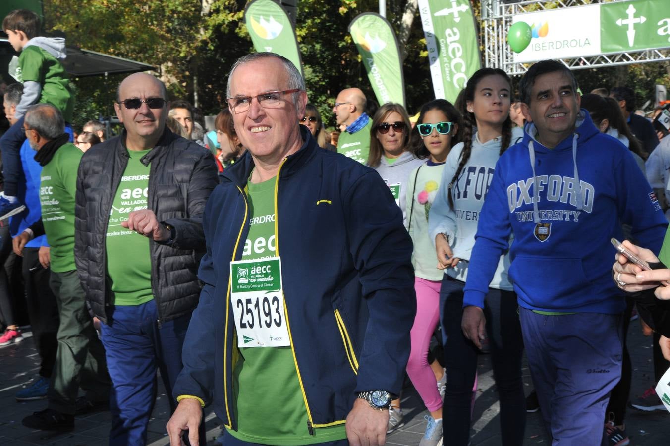 Miles de vallisoletanos se han vestido hoy de verde para salir a la calle en una marcha histórica