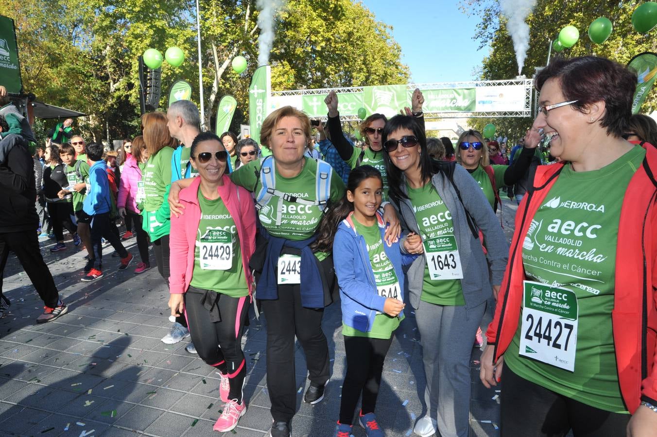 Miles de vallisoletanos se han vestido hoy de verde para salir a la calle en una marcha histórica