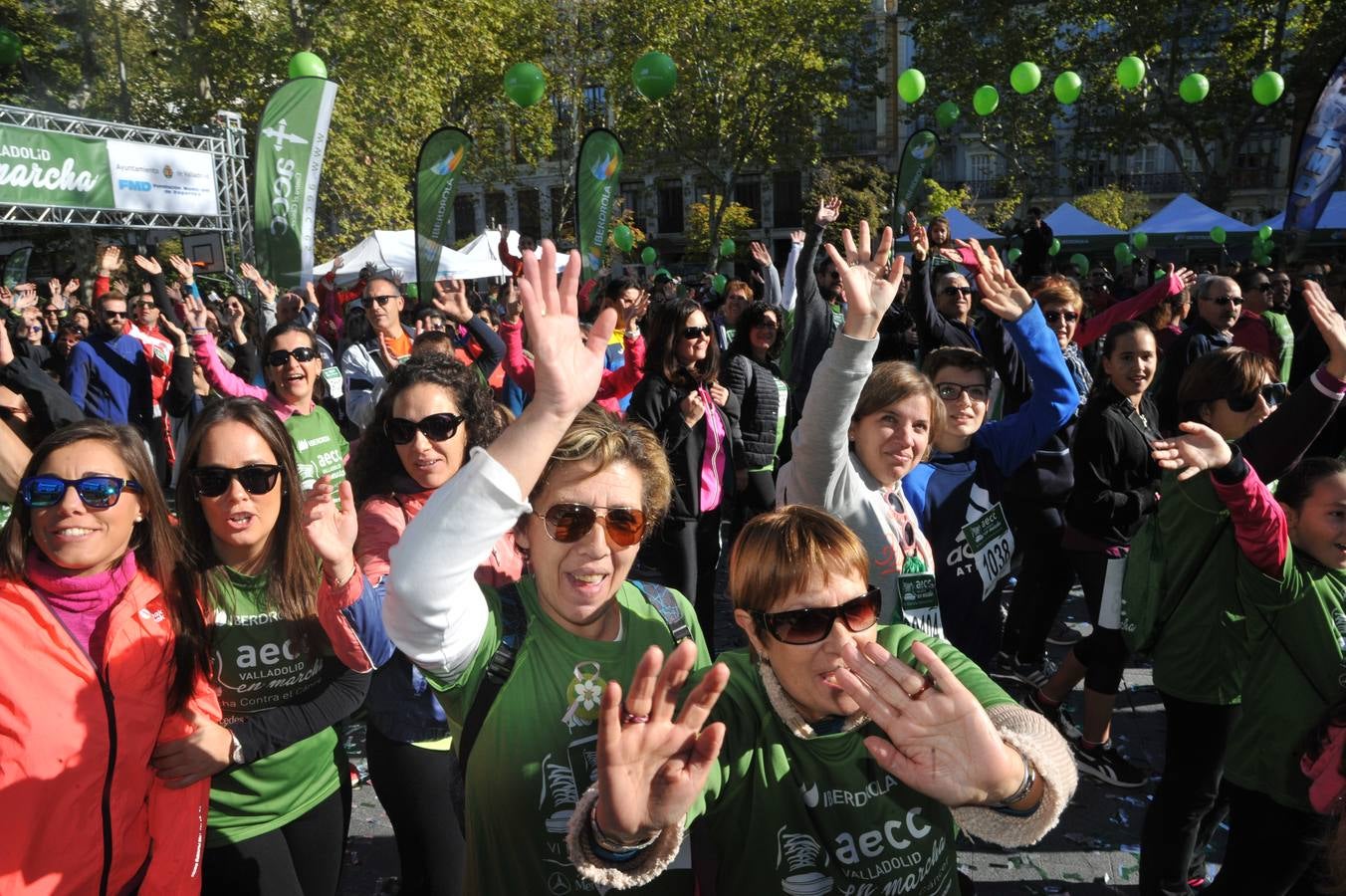 Miles de vallisoletanos se han vestido hoy de verde para salir a la calle en una marcha histórica