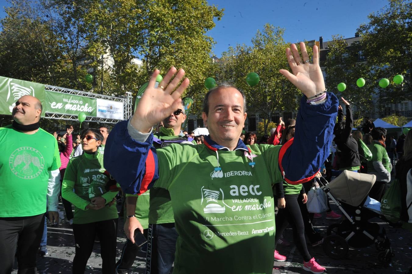 Miles de vallisoletanos se han vestido hoy de verde para salir a la calle en una marcha histórica