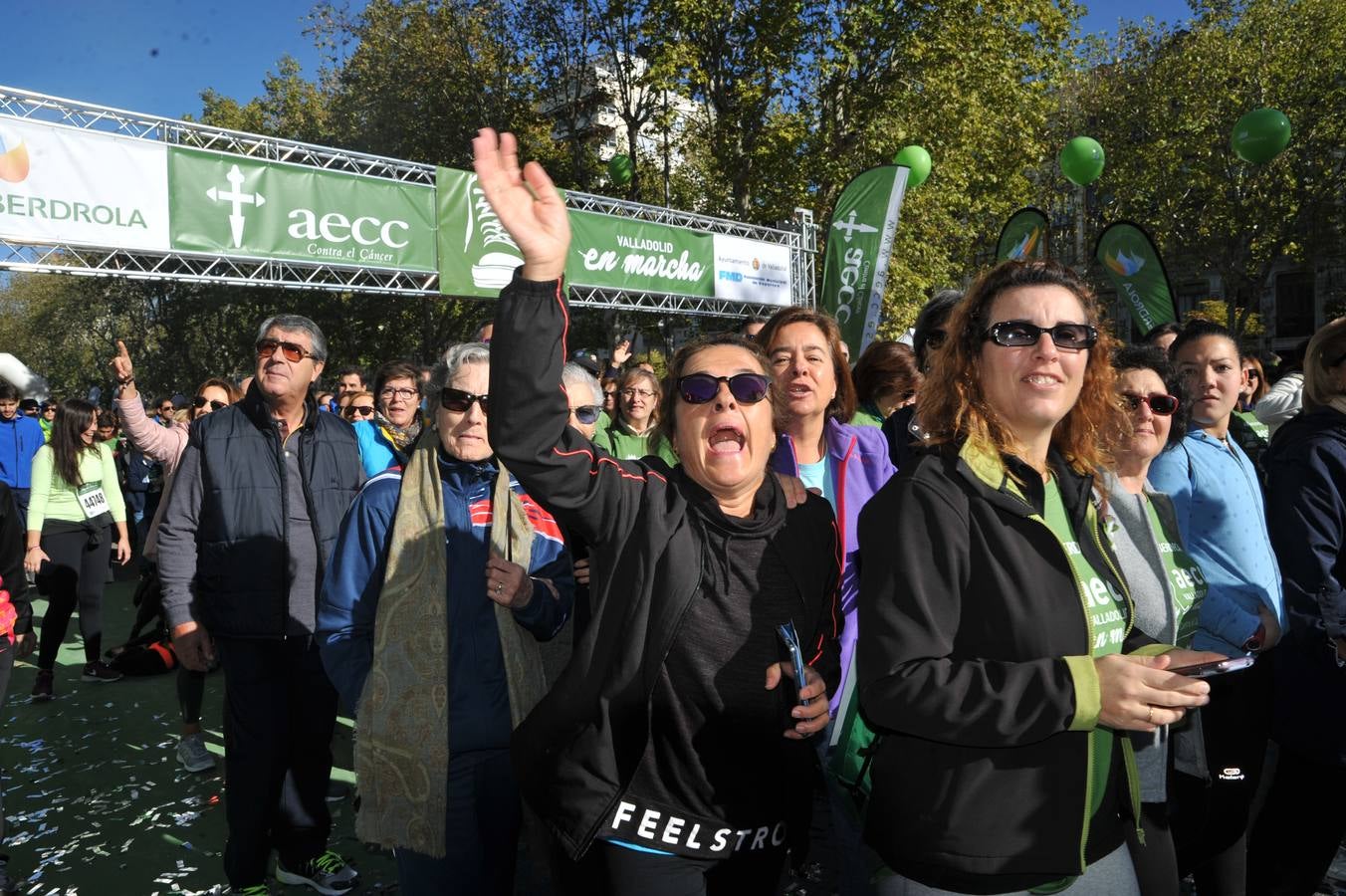 Miles de vallisoletanos se han vestido hoy de verde para salir a la calle en una marcha histórica