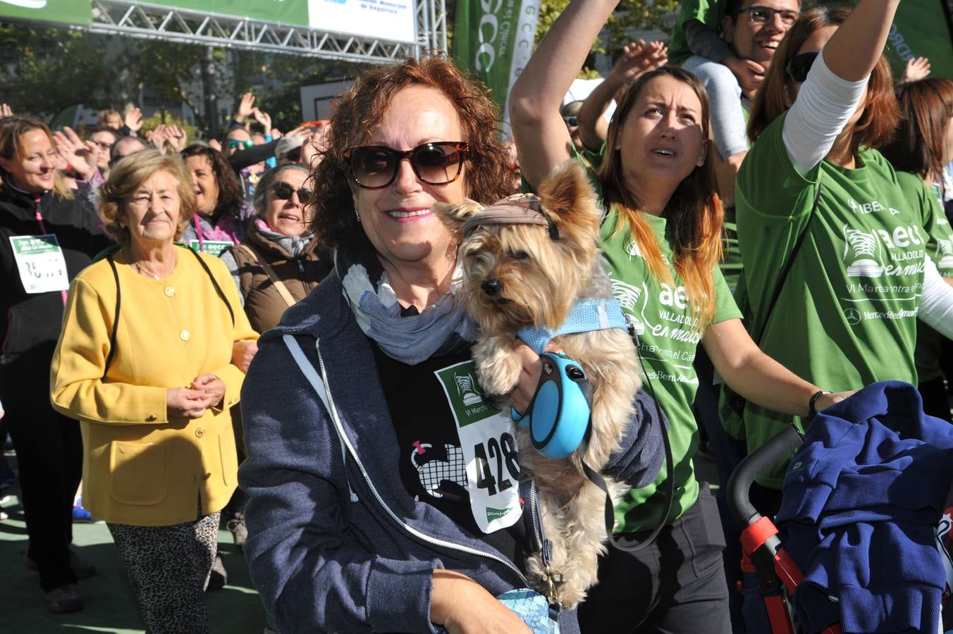 Miles de vallisoletanos se han vestido hoy de verde para salir a la calle en una marcha histórica