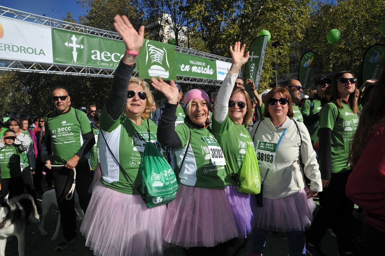 Miles de vallisoletanos se han vestido hoy de verde para salir a la calle en una marcha histórica