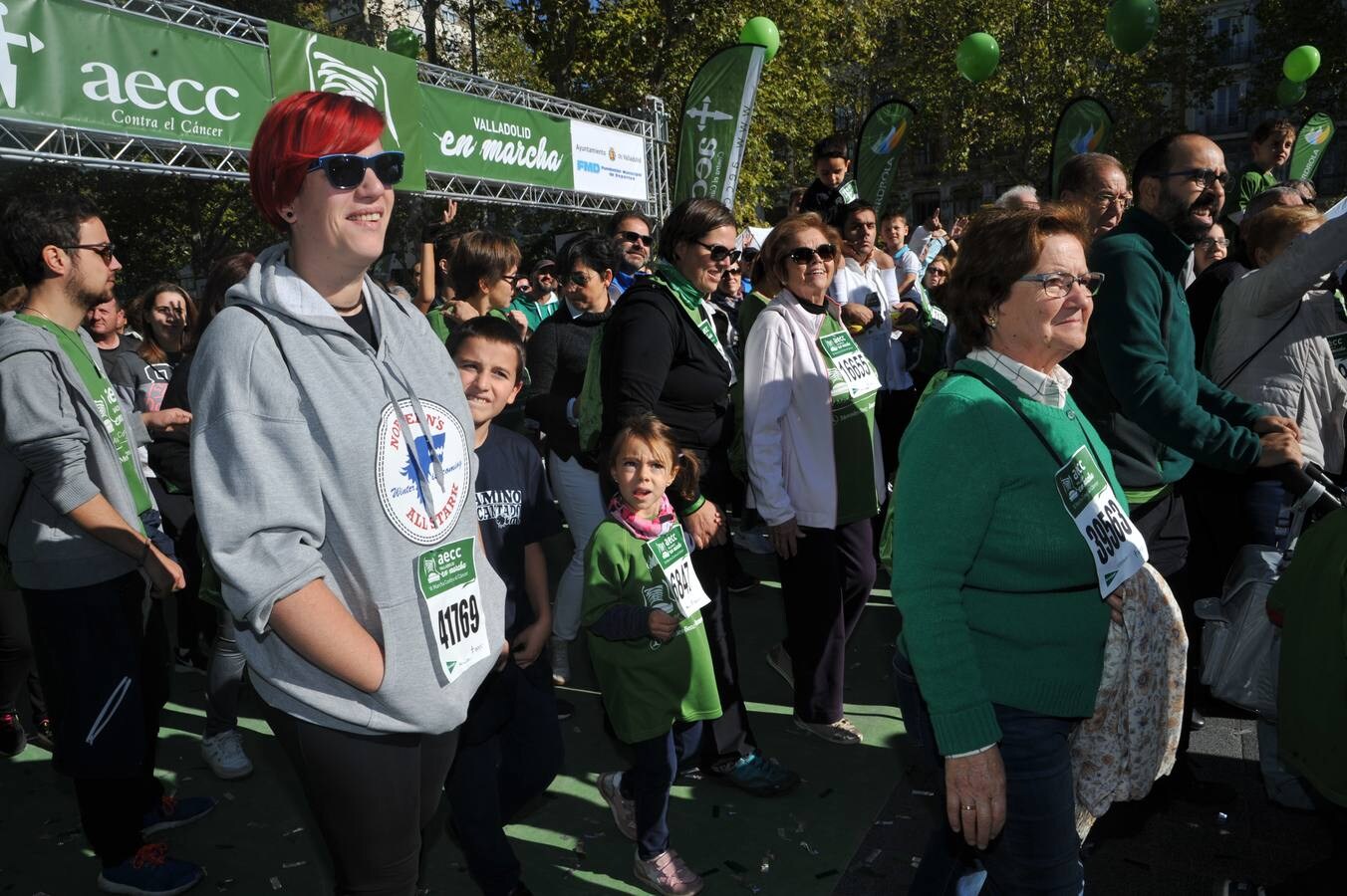 Miles de vallisoletanos se han vestido hoy de verde para salir a la calle en una marcha histórica