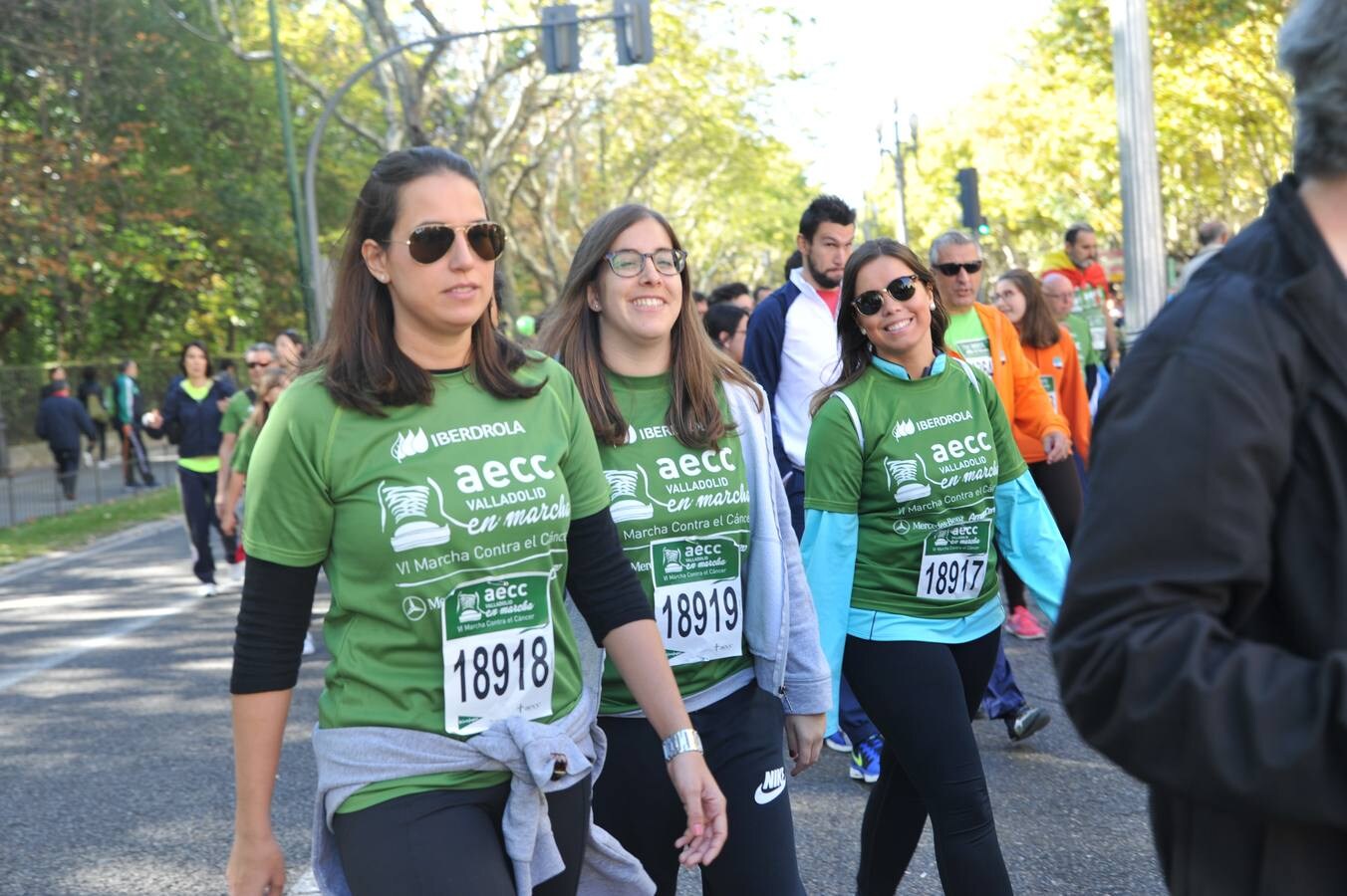 Miles de vallisoletanos se han vestido hoy de verde para salir a la calle en una marcha histórica