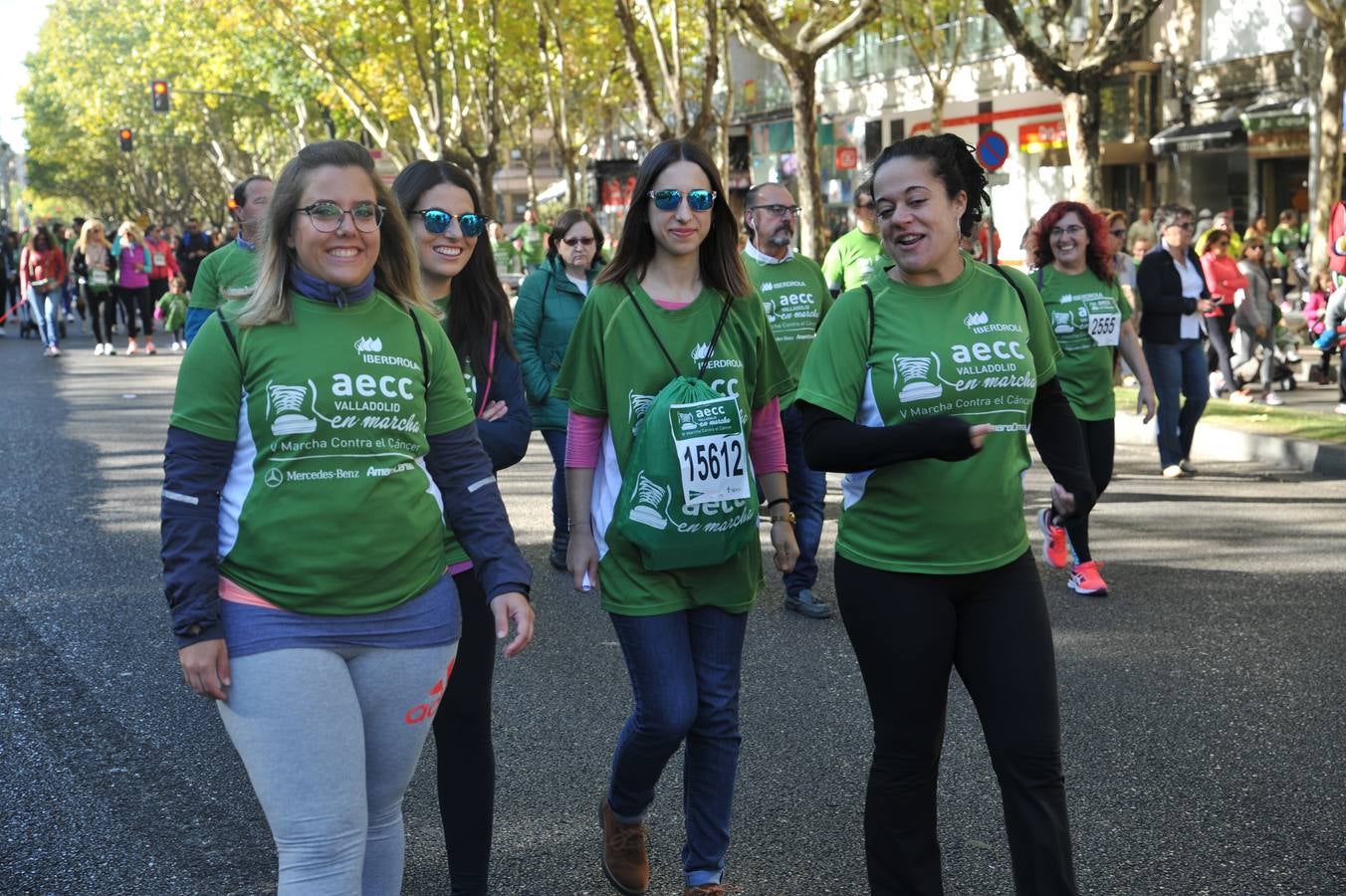 Miles de vallisoletanos se han vestido hoy de verde para salir a la calle en una marcha histórica