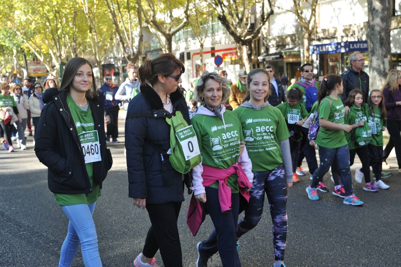 Miles de vallisoletanos se han vestido hoy de verde para salir a la calle en una marcha histórica