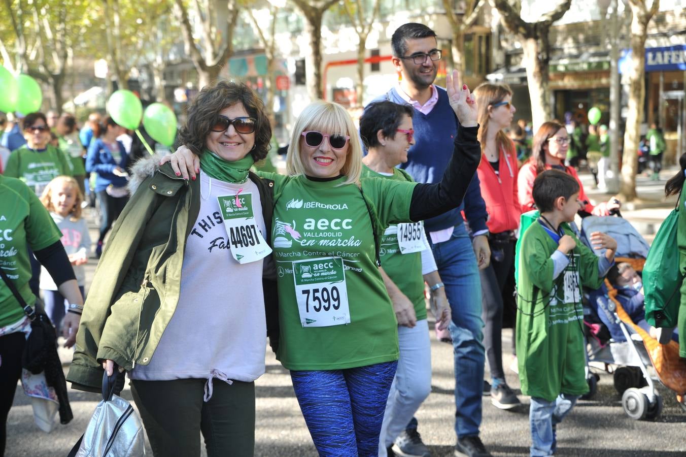 Miles de vallisoletanos se han vestido hoy de verde para salir a la calle en una marcha histórica