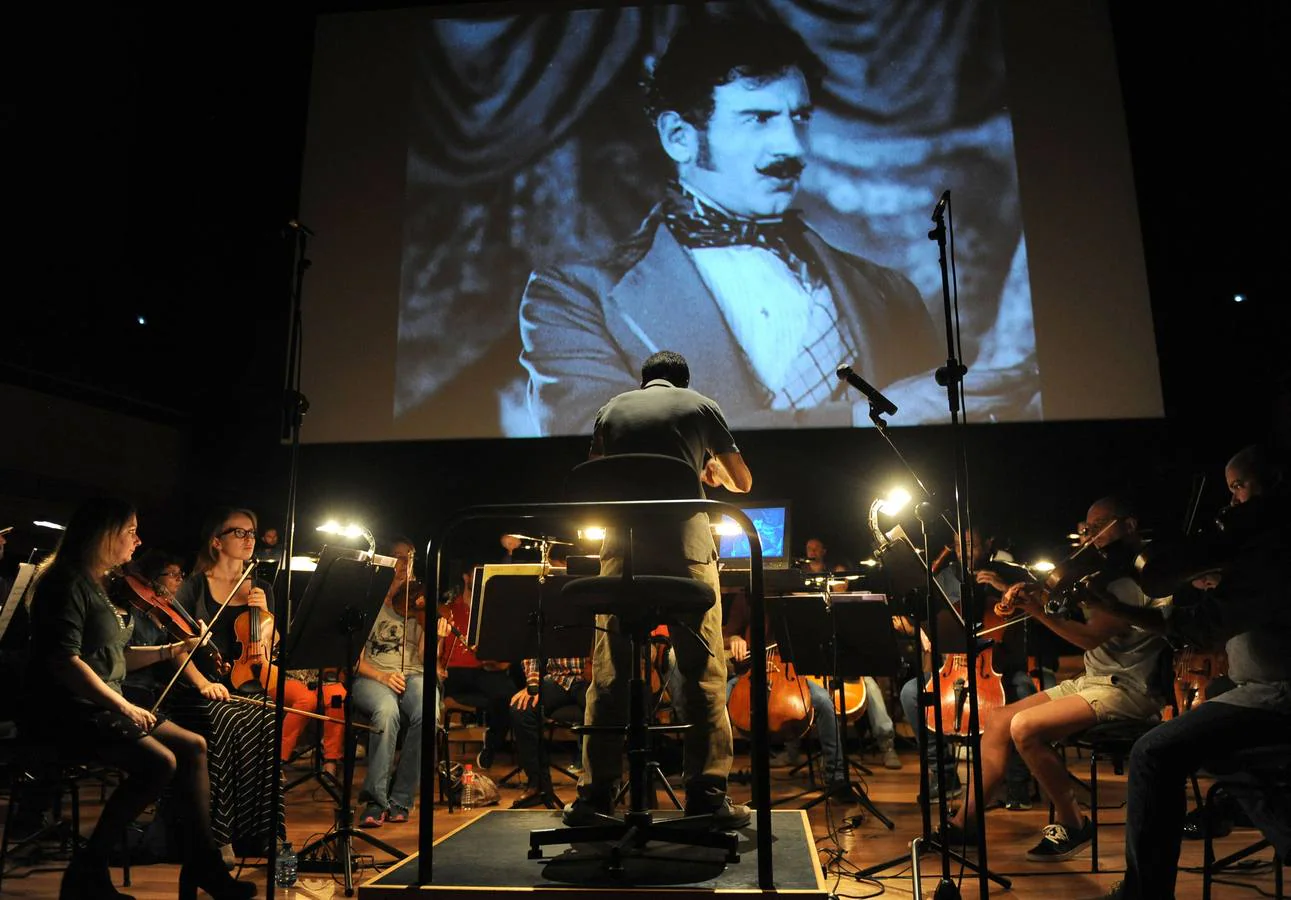 Un momento del ensayo de la OSCyL, ayer en el Auditorio.