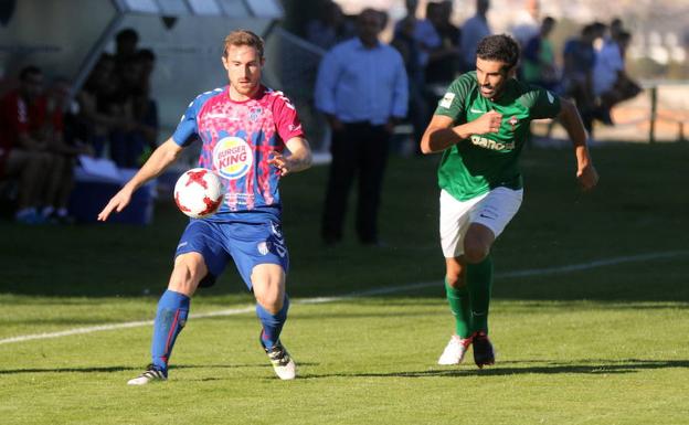 Dani Arribas, autor del gol en el partido frente al Coruxo.