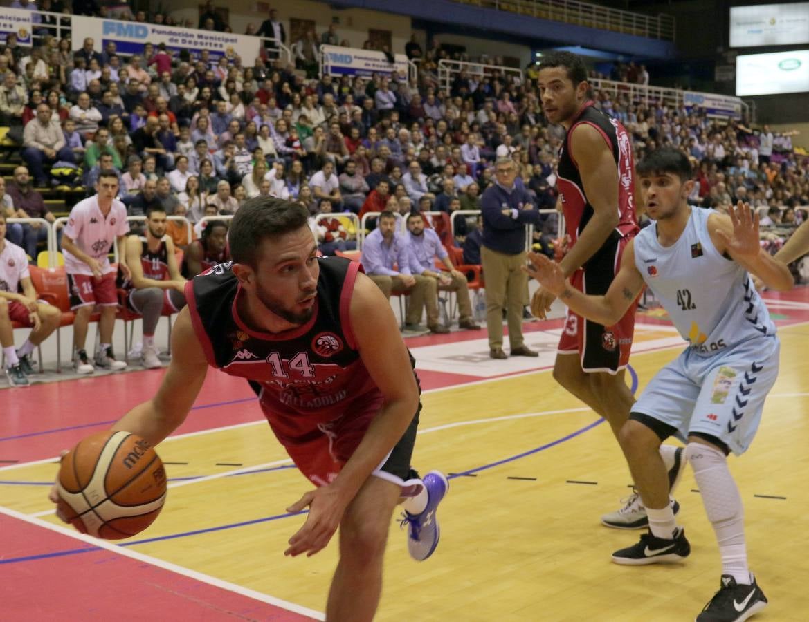 Las decisiones arbitrales en los últimos minutos impiden el triunfo de las Ardillas