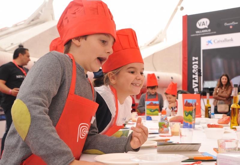 Curso de cocina para niños en la Cúpula del Milenio de Valladolid