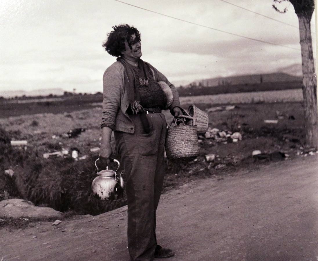 La muestra reúne 98 imágenes que la fotógrafa húngara tomó durante su estancia en España entre 1937 y 1939