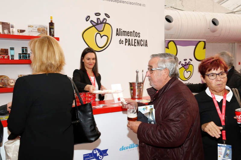 Nueve productores palentinos organizan degustaciones en el mayor 'show cooking' del mundo, que se está llevando a cabo en Valladolid