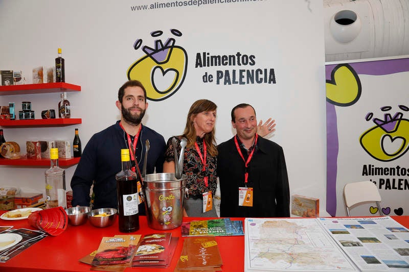Nueve productores palentinos organizan degustaciones en el mayor 'show cooking' del mundo, que se está llevando a cabo en Valladolid