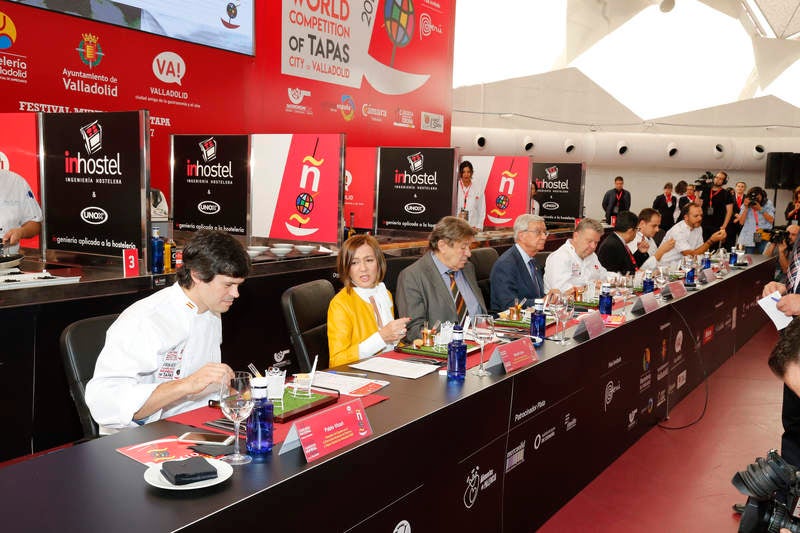 Nueve productores palentinos organizan degustaciones en el mayor 'show cooking' del mundo, que se está llevando a cabo en Valladolid