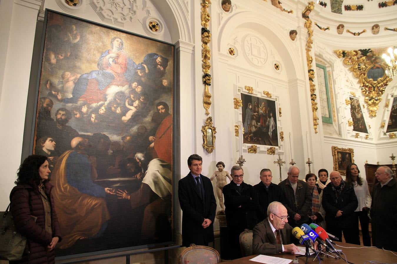 Con una inversión aproximada de 70.000 euros, las intervenciones han consistido en la reparación de los problemas de humedades y de grietas de un espacio en el que también figuran diferentes lienzos sobre la vida de la Virgen María, que también han sido rehabilitados 