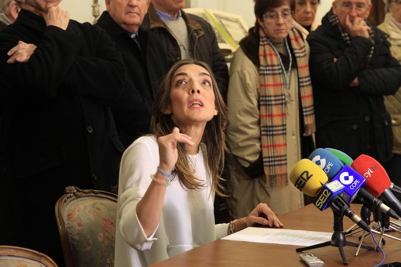 Con una inversión aproximada de 70.000 euros, las intervenciones han consistido en la reparación de los problemas de humedades y de grietas de un espacio en el que también figuran diferentes lienzos sobre la vida de la Virgen María, que también han sido rehabilitados 