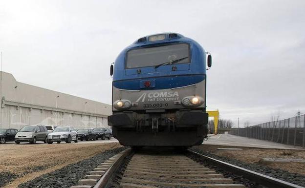 Ferrocarril en la estación de trenes de Aranda de Duero, Burgos