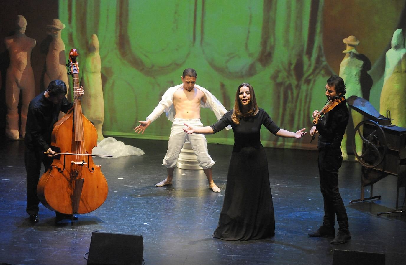 &#039;Cantata campesina&#039; de la Fura dels Baus, en Medina del Campo