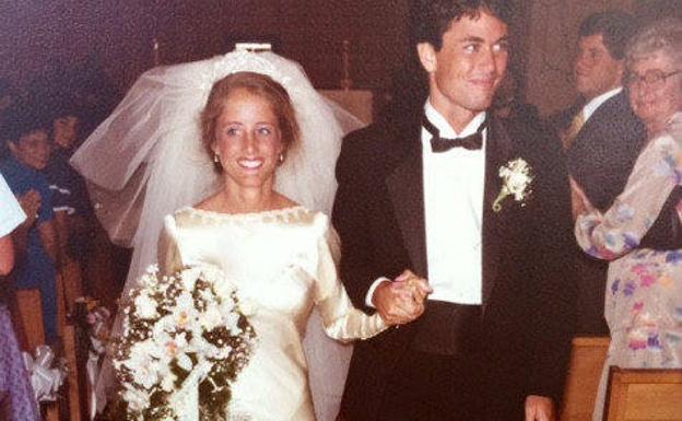 Marta Prietto O'Hara y Kevin O'Hara, el día de su boda en 1983