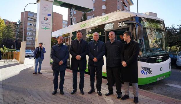 Presentación del bus.