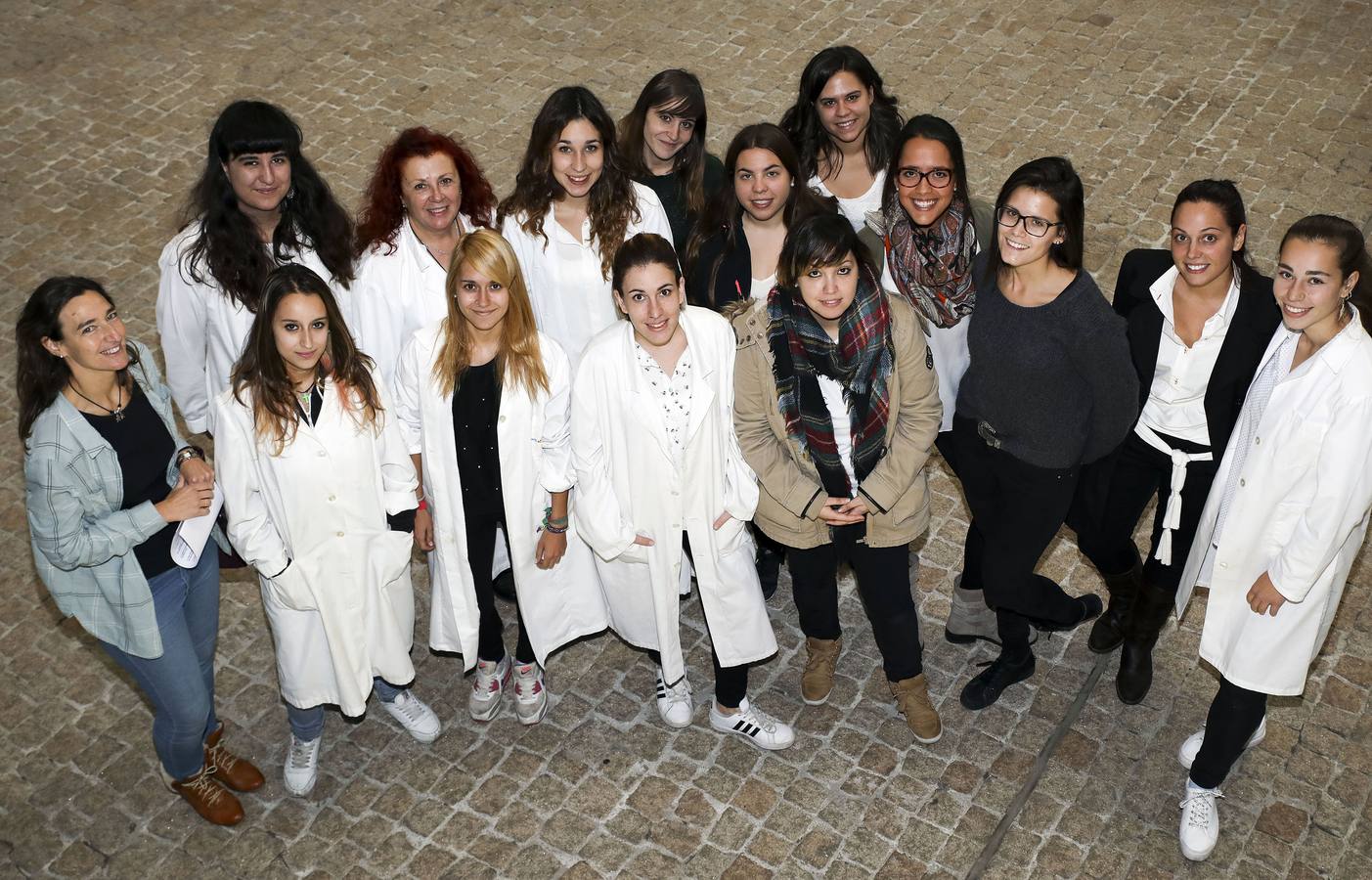 El ágora y la hemeroteca del campus María Zambrano fueron escenarios del taller ‘Ciencia en educación infantil’, en el que los escolares conocieron procesos y fenómenos científicos