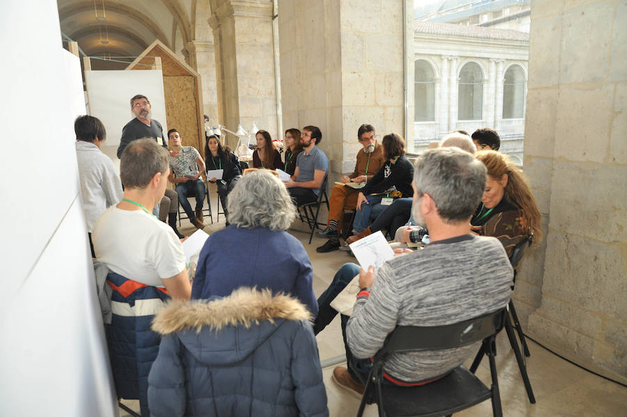 55 ciudadanos han aportados sus ideas para imaginar la ciudad del futuro, un proyecto que organiza Cultura y Comunicación, con el respaldo del Ayuntamiento de Valladolid y que tendrá continuidad en próximas sesionas.