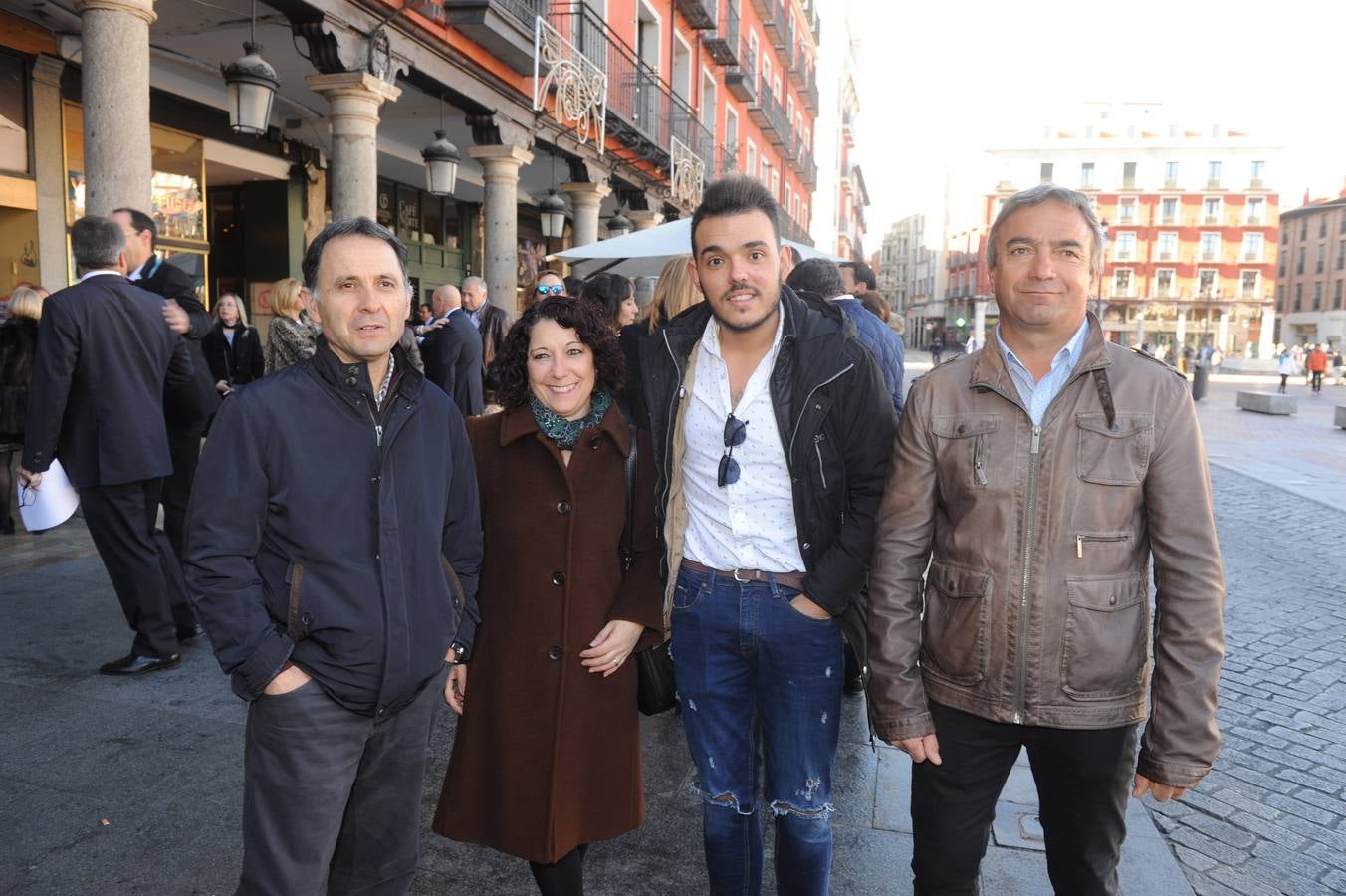 Fernando Antoran, alcalde de Viloria, con Dori Montalvillo, Adrián Santos y Julián San Tirso, este último alcalde de Villanueva de Duero. 