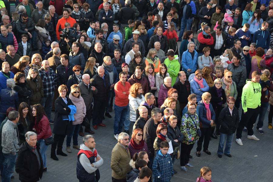 Manifestación en Velilla del Río Carrión por el cierre de la central