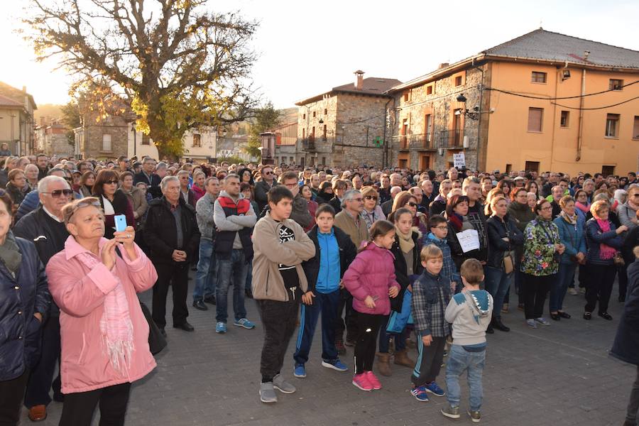 Manifestación en Velilla del Río Carrión por el cierre de la central