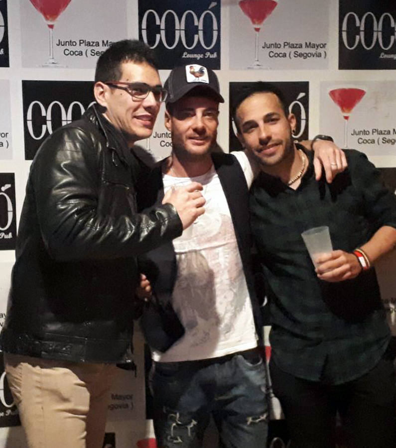 El exconcursante de Gran Hermano Alessandro Livi, en Coca