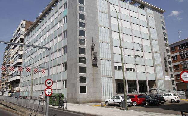 Edificio en el que se encuentra la Audiencia de Palencia. 