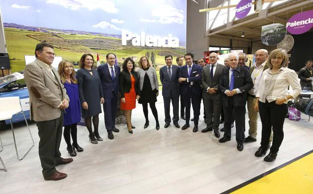 Representantes institucionales del Estado, la Junta, la Diputación y el Ayuntamiento de Palencia.