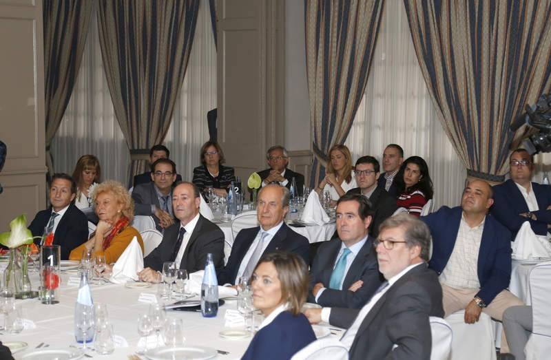 El presidente del Grupo Siro recibe el premio CPOE en Palencia