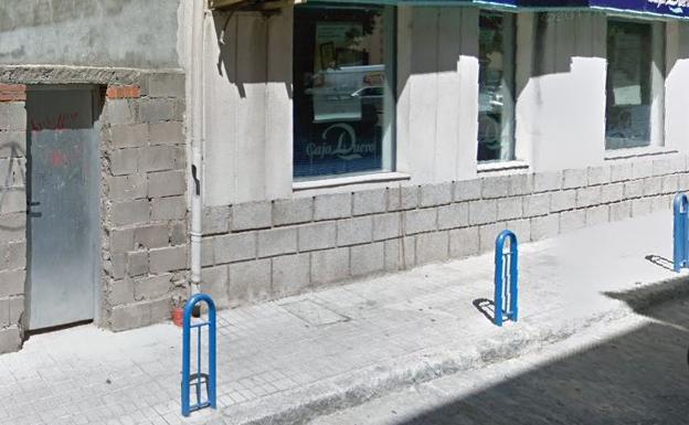 Imagen de Google Street View de la sucursal asaltada. 