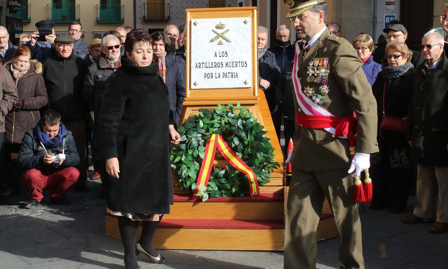 99 personas han sellado su compromiso con la defensa de España y de sus valores