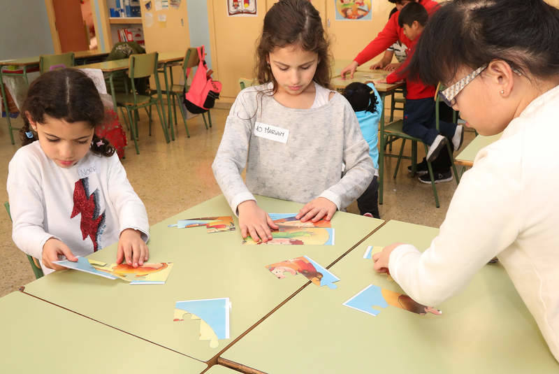 Gincana en el CEIP Modesto Lafuente con motivo del Día de la Constitución