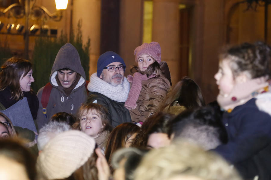 Un total de 40 casetas ofrecerán distintos productos artesanos, alimentarios, de bisutería o de ropa hasta el 8 de enero en la plaza de Anaya