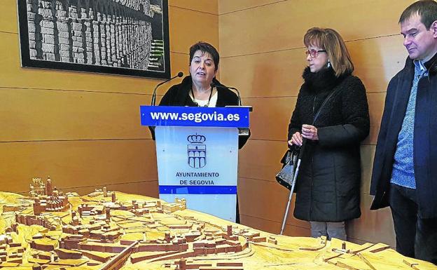 Presentación de la maqueta de Segovia adaptada para personas invidentes. 