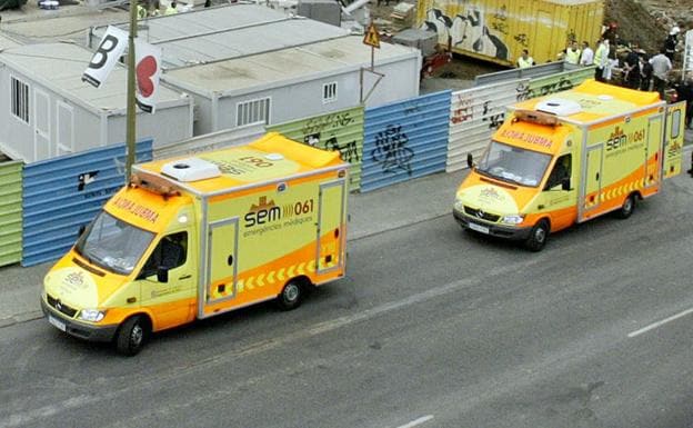 Ambulancias del Sistema d'Emergències Mèdiques (SEM).