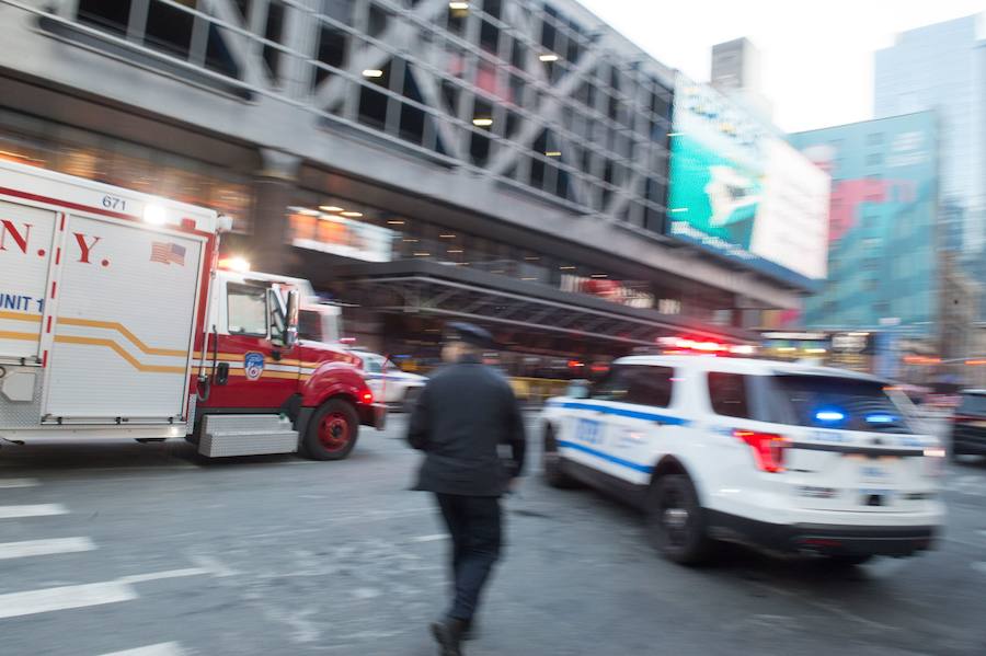 Un hombre, que ha sido detenido, habría intentado acceder al metro en la zona de Times Square con un artefacto.