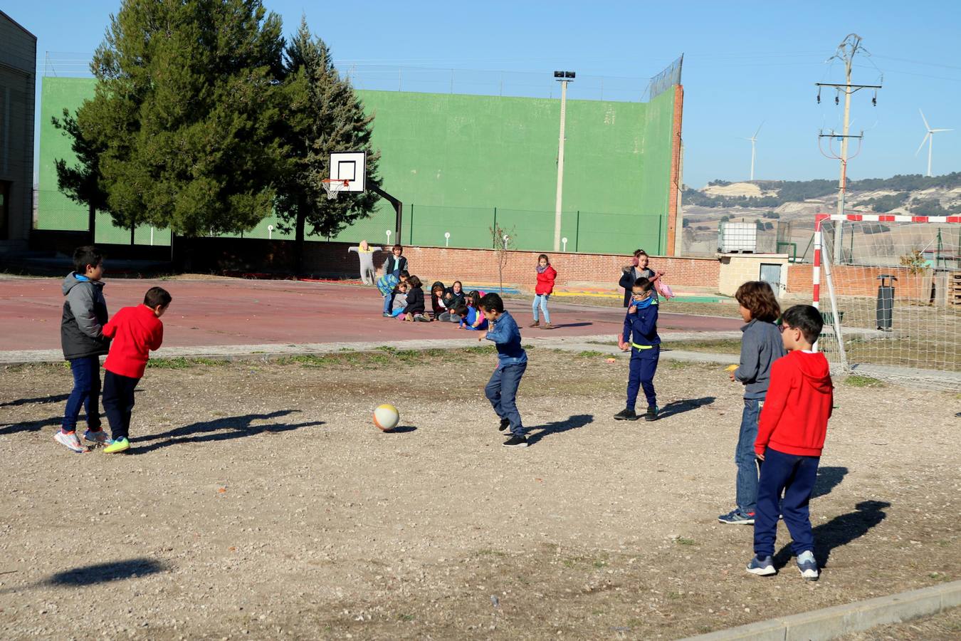 El centro cuenta con 96 alumnos integrados en Educación Infantil hasta sexto de Primaria