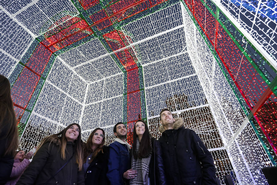 Regalo sorpresa navideño en la Plaza Mayor de Salamanca