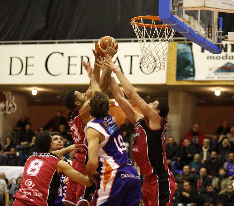 El Chocolates Trapa se impone al Carramimbre Valladolid en el derbi