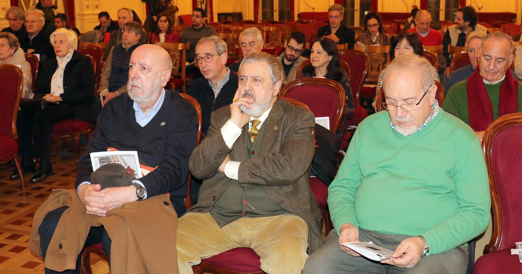 La obra, editada por Vitruvio, recoge distintos destellos de la trayectoria lírica del autor desde 1983 hasta 2014