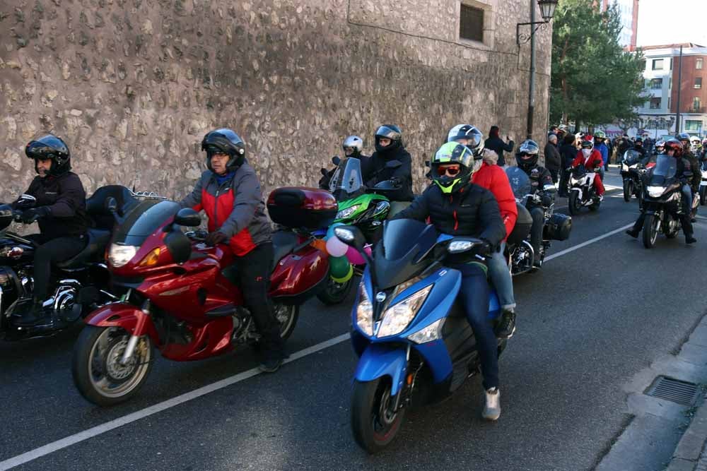 Cerca de 1.000 moteros han participado en la campaña solidaria del Real Moto Club Burgalés