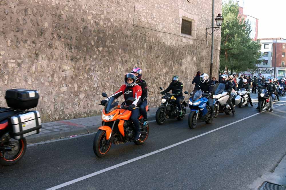 Cerca de 1.000 moteros han participado en la campaña solidaria del Real Moto Club Burgalés