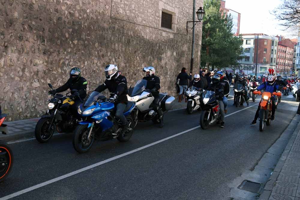 Cerca de 1.000 moteros han participado en la campaña solidaria del Real Moto Club Burgalés